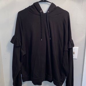 Frilly Sleeved Sweatshirt